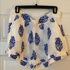 Vineyard Vines High Waist Blue and White Print Shorts